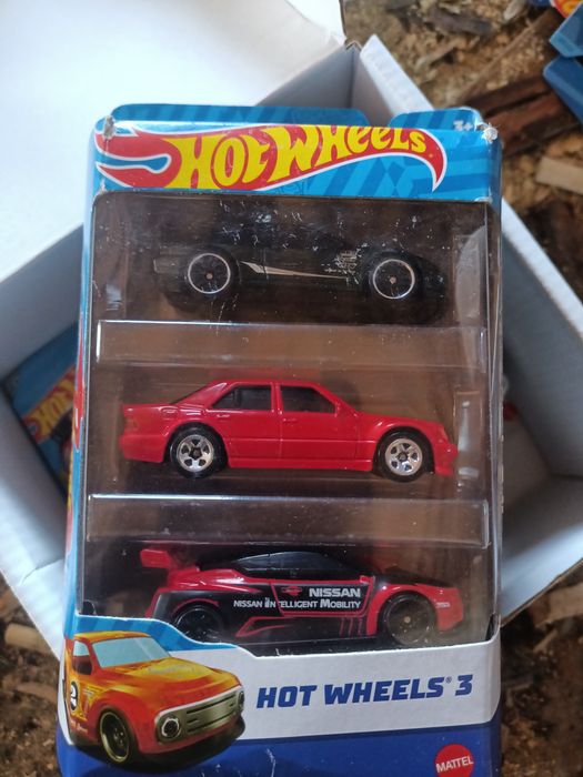 Продам hot wheels хот вилс хотвилс
