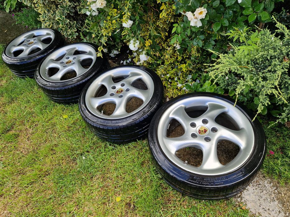 RH Turbo ( Porsche ) Twist