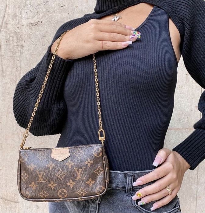 Сумка под LV pochette
