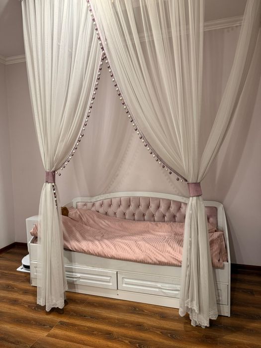 Удобный кроватки