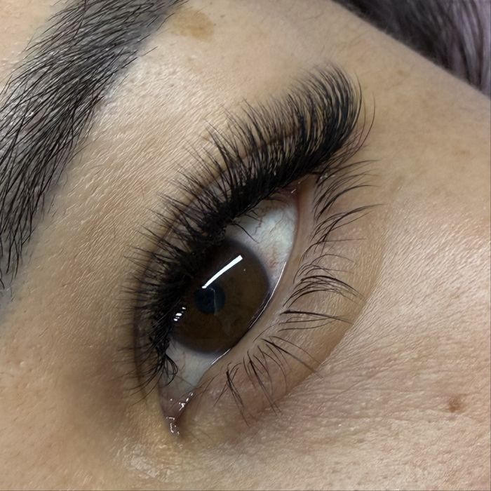 Наращивание ресниц Алматы топ мастер