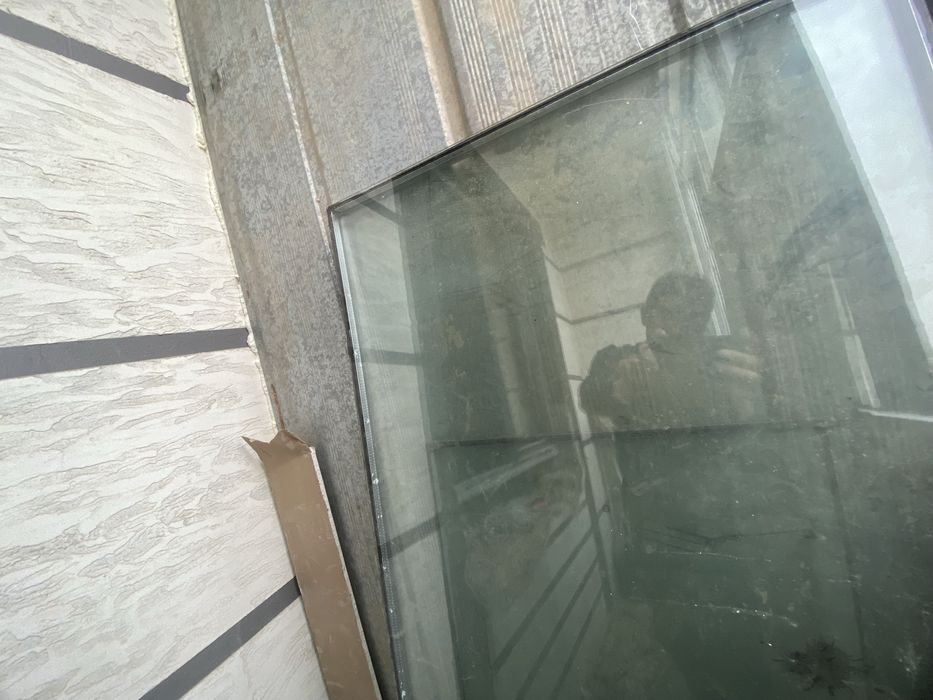 AkfaPlastik deraza  tezda sotiladi 145 ga 170