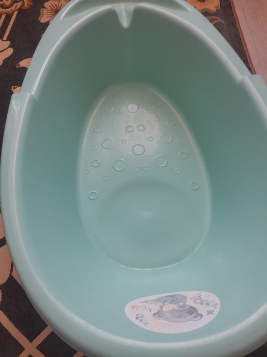Продаётся качественный детский ванны