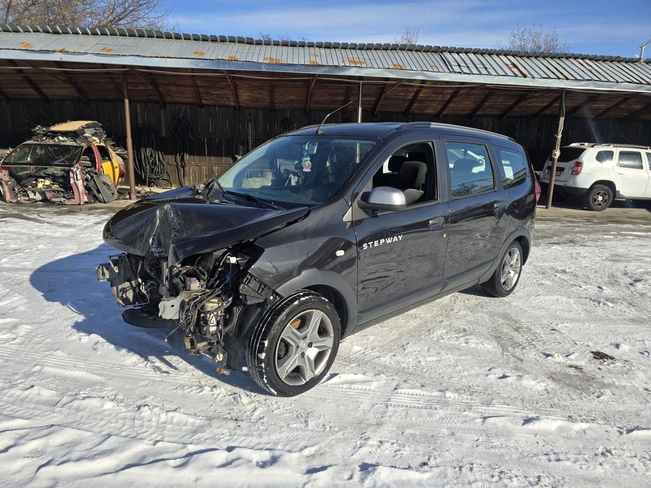 Dacia Lodgy 04/2020 Stepway 1.5 Blue DCI 7 locuri  pilot clima Avariat