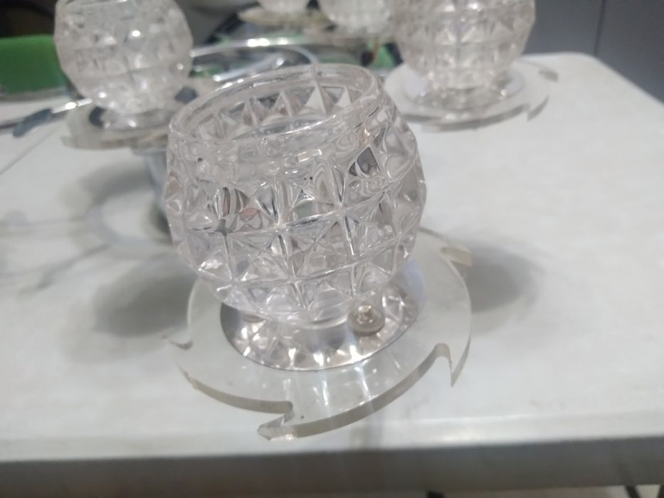 Люстра на 9 лампочек