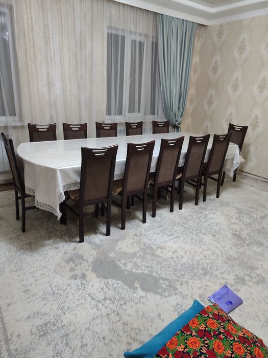 Красивые мягкие стулья 12 штук