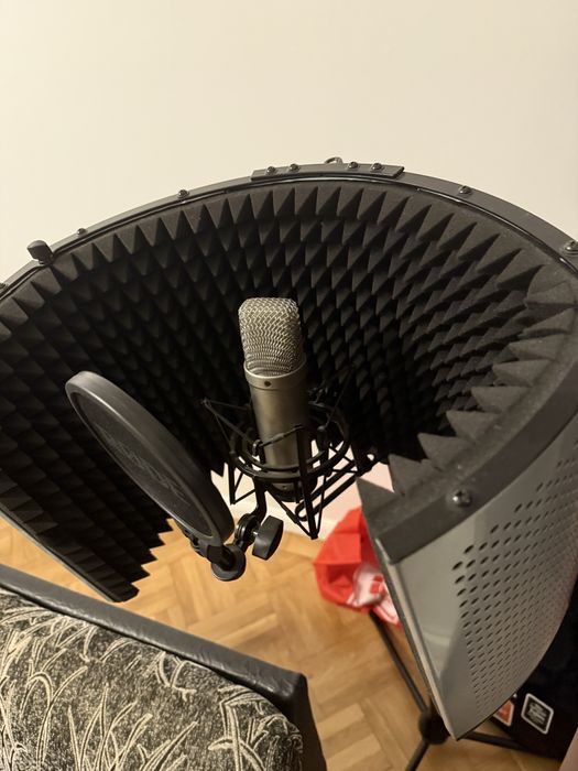 Microfon RODE NT1-A + Interfata Focusrite solo 3rd gen + Stand + Shiel