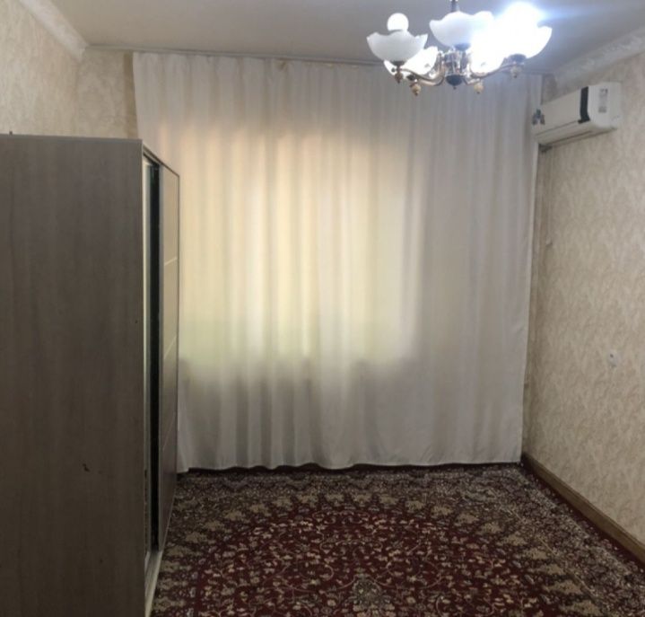 Сотилади Юнусобод 13 кв 1в2 хона 43м2 Балкон 2х6 Огород Парковка Бор