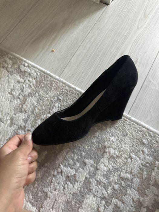 Бесплатно обувь …..