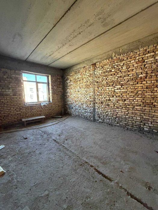 Новостройка , 6/6/7, 273м2 коробка кафе Bon, метро Ойбек !!