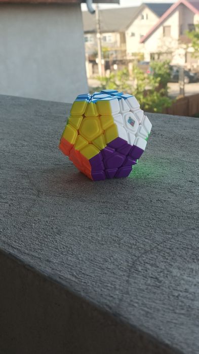 Cub Megaminx Stickerless - Puzzle 3x3 logic