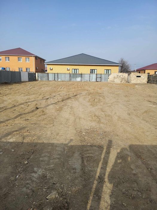 Земельный участок