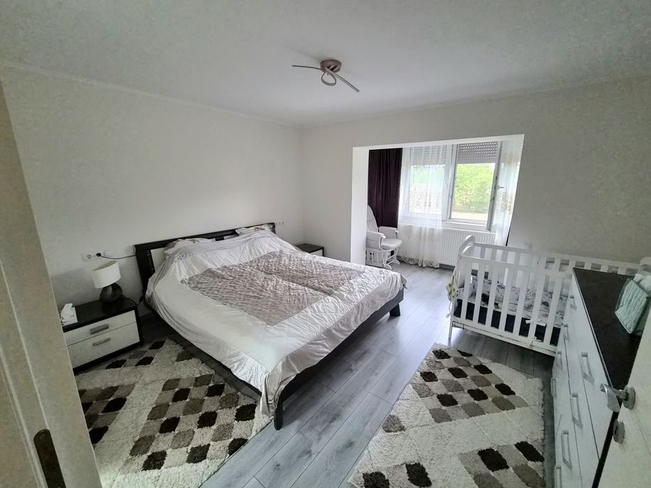 De vanzare, Apartament 4 camere Micro 17, Satu Mare
