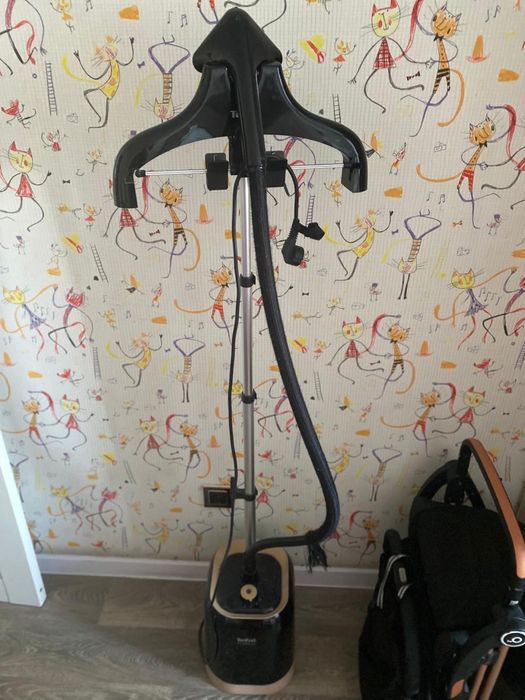 Отпариватель для одежды Tefal б/у