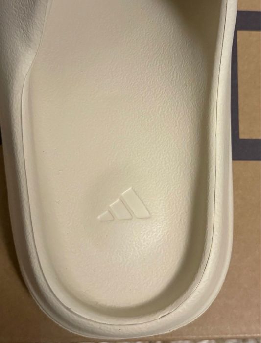 Papuci Adidas Yeezy Slide Onyx Bone (Noi, Sigilati)