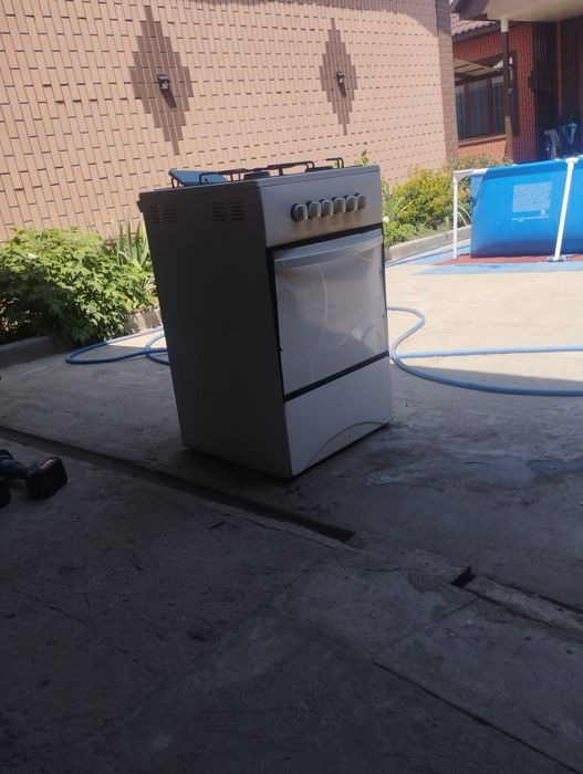 Газовая плита...