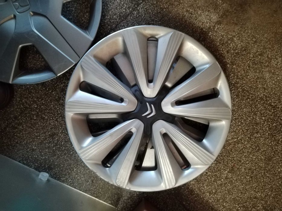 Тасове един брой Renault Bmw Nissan Ford Honda Skoda