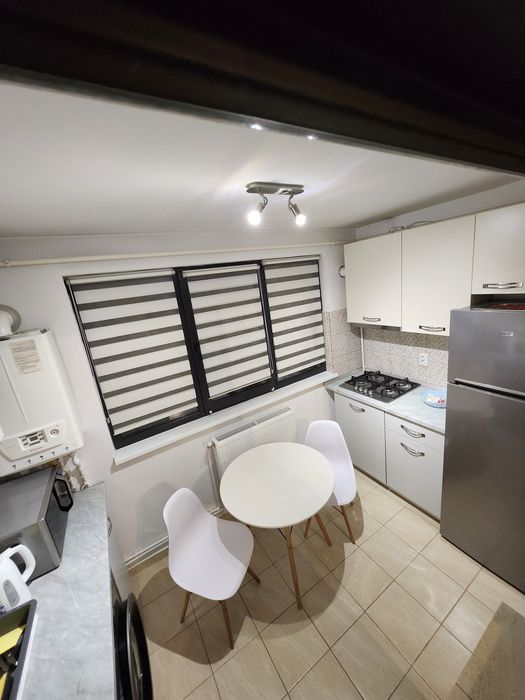 Inchiriez garsoniera in Hipodrom, etaj 1, capatul lui 2