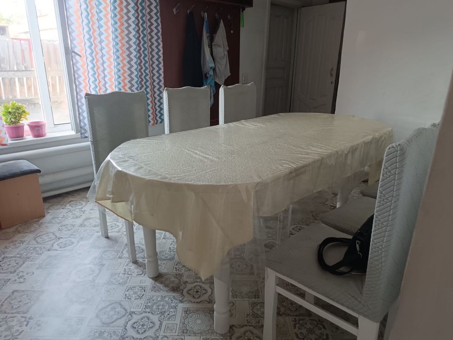 Продам стол со стульями