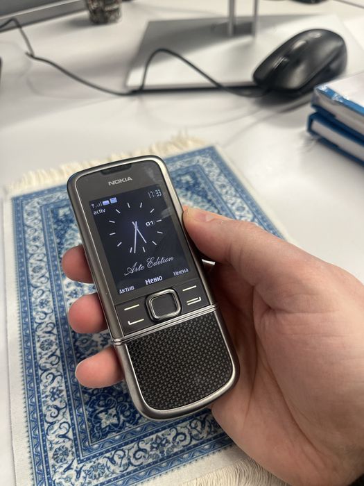 Nokia 8800 Art Carbon