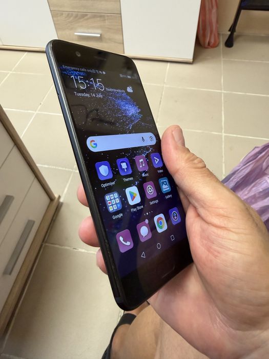 Huawei P10 4/64gb - отличен