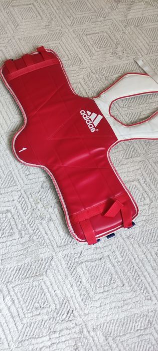 Продам новый протектор для единоборств