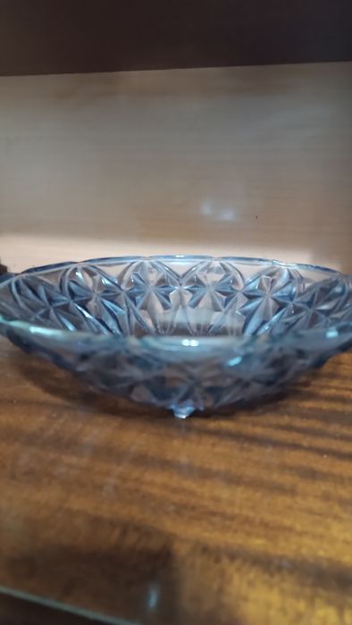 Ретро стъклена фруктиера