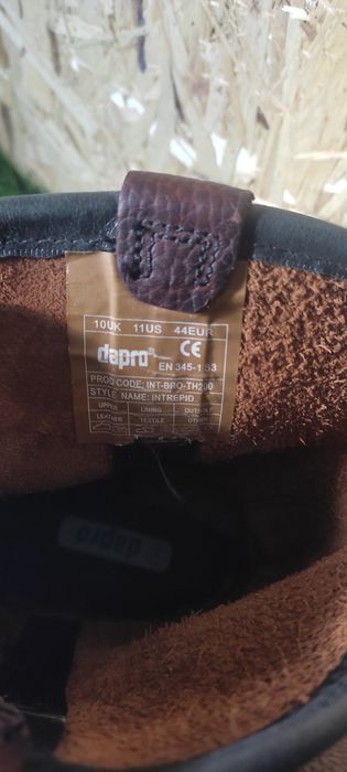 Продам сапоги сефти.