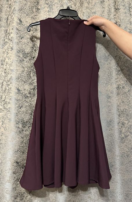 Платье Zara с этикеткой