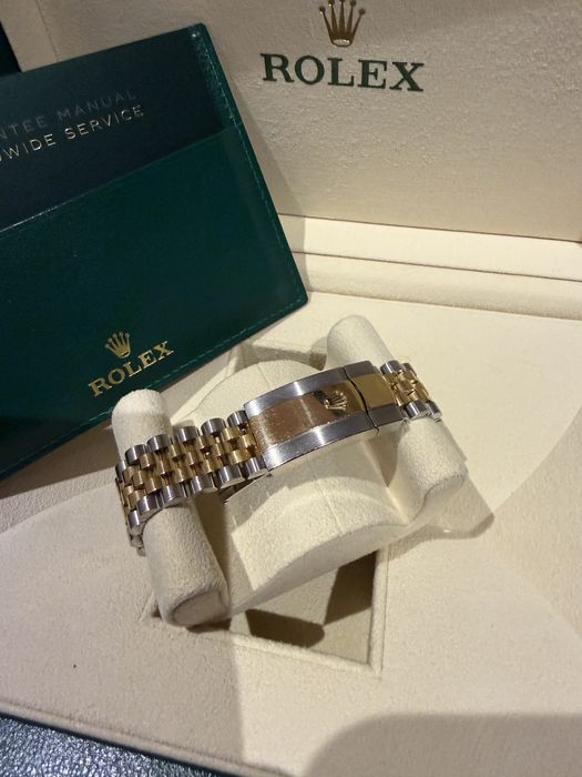 Rolex Datejust Wimbledon Grey Dial 18k Yellow gold