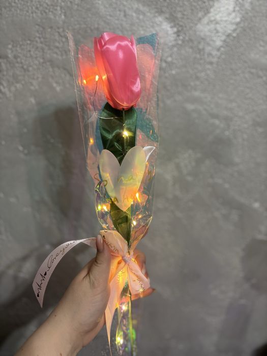 Тюльпаны из атласной ленты