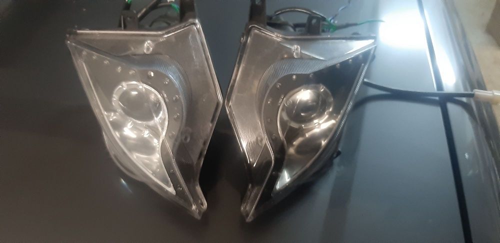 Лед фарове за скутер