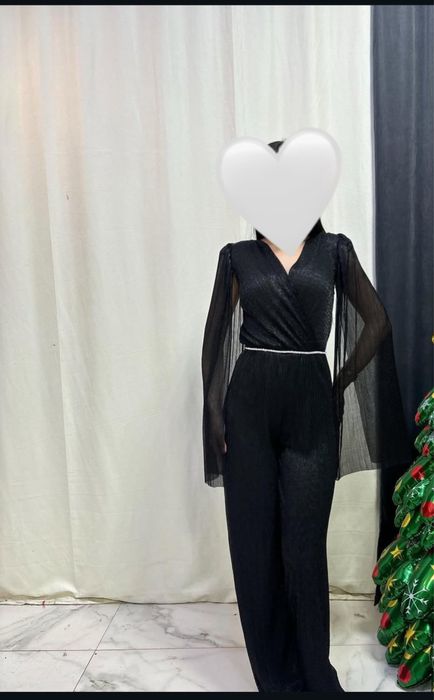 ПРОДАМ Комбинезон женская