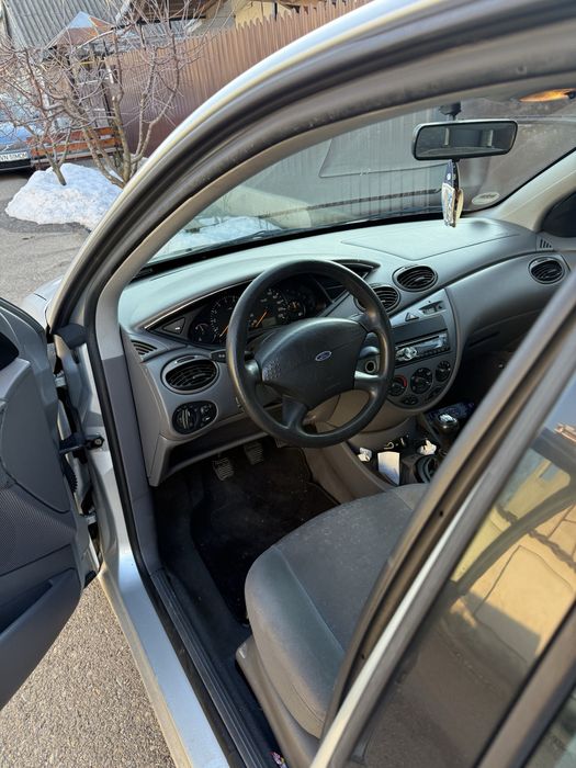 Vand ford focus 1.6 benzina, itp valabil pana pe 11 Martie
