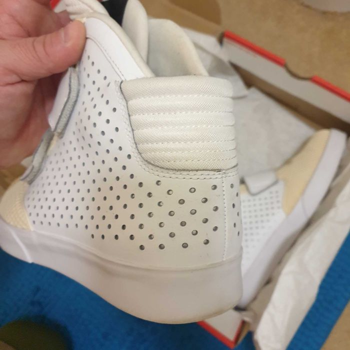 Nike Flystepper 2K3 albi ...purtati odata, stare impecabila !!!