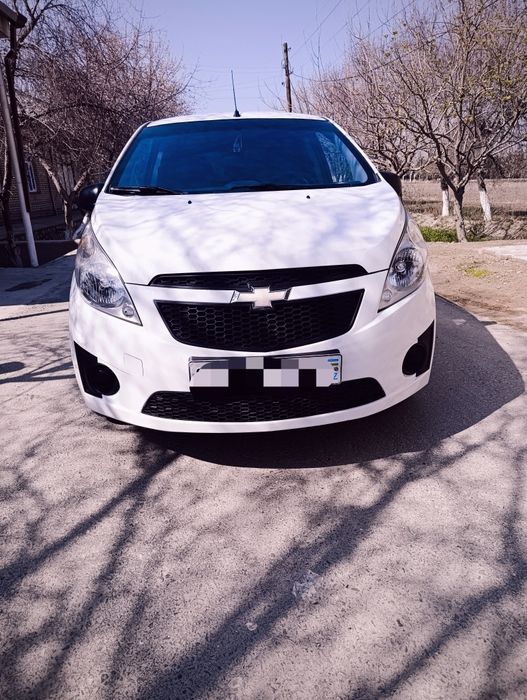 2014йил спарк срочна сотилади