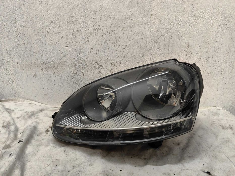 Оригинален фар Vw Golf 5