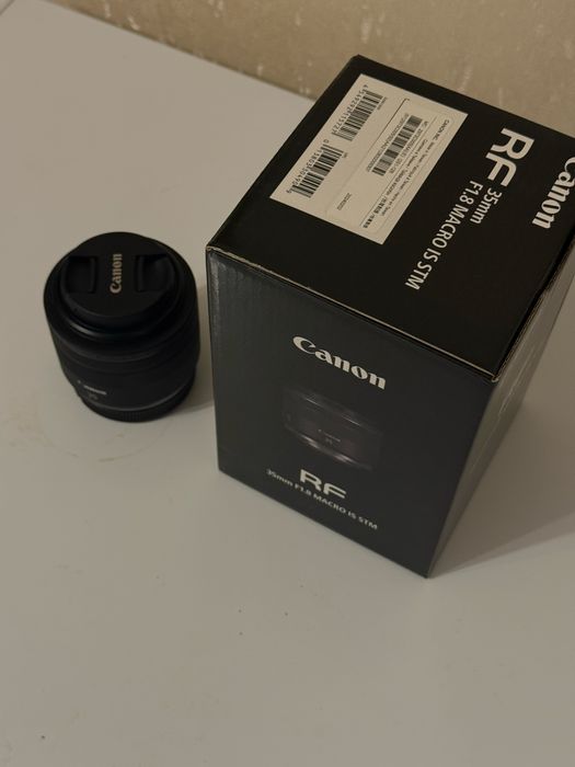 Canon RF 35 mm 1.8