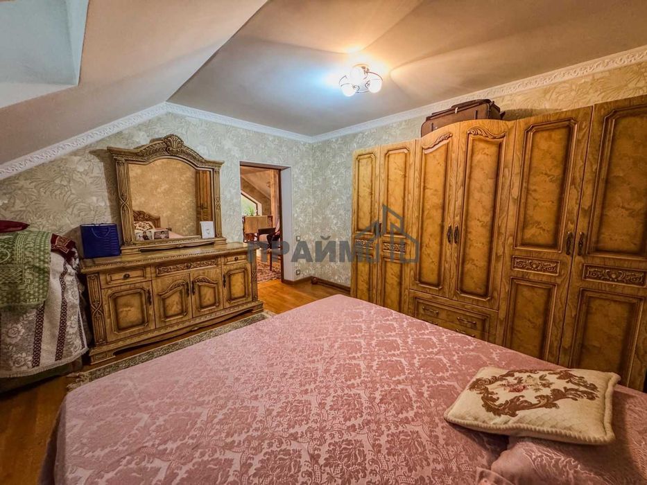 ПРОДАМ 5 ком. дом Центр (Артем ПРАЙМ)