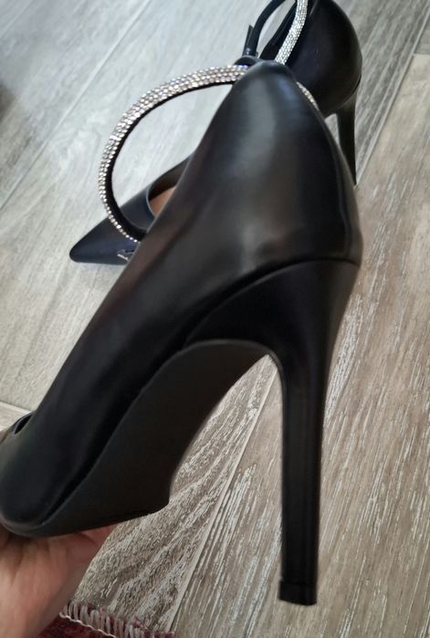 Туфли праздничные