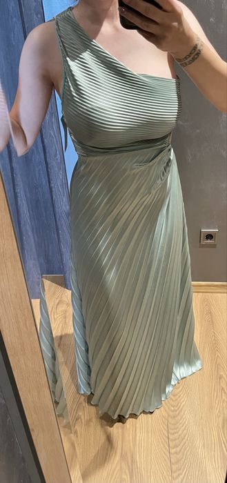 Официална зелена рокля