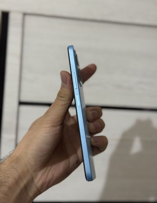 Redmi Note 12
Holati ideal
Hotira 128 GB
Ram 8 GB
Ime 2 Sim otgan
Quvv