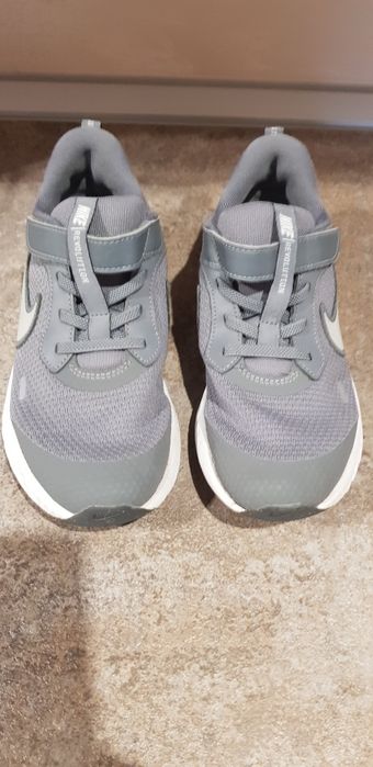 Маратонки Nike eur 34
