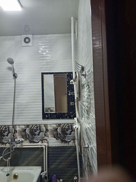 Продаётся 4х комнатная квартира на 4 этаже Гулливер Цена  46000$