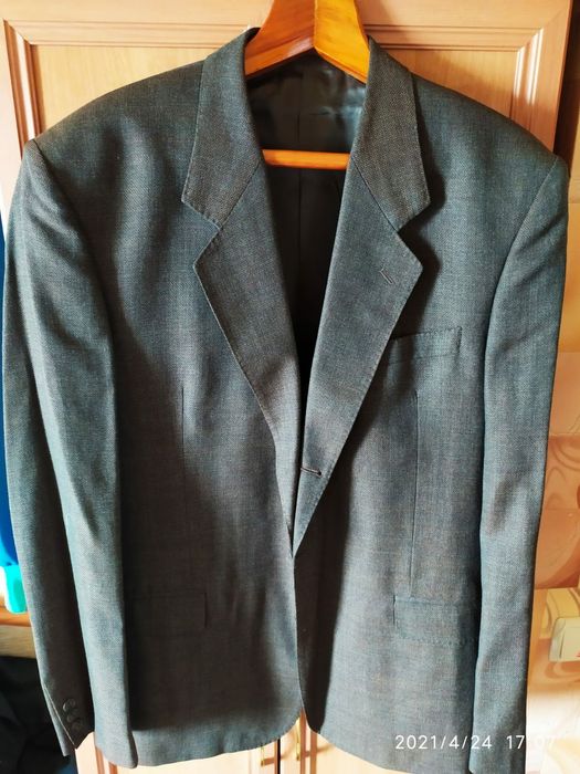 Мужские фирменные пиджаки.