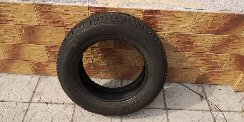 Cauciucuri Anvelope iarna  Michelin 195 65 15