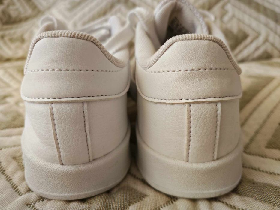 Adidas breaknet оригинални маратонки 35 1/2н.