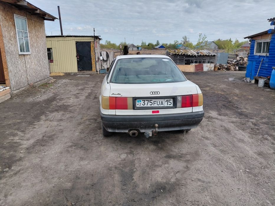 Продам машину ауди 80