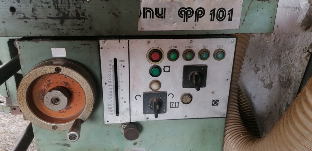 Продавам дърводелска фреза Родопи  101