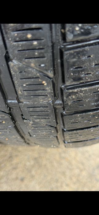 Pirelli Sottozero 235 55 18